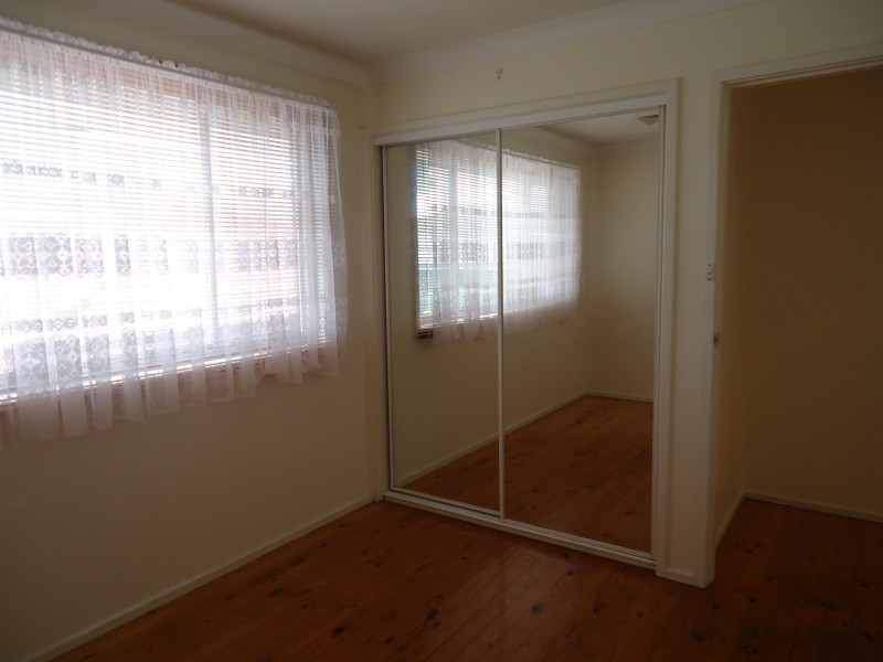 19 Lyle Street, Girraween NSW 2145