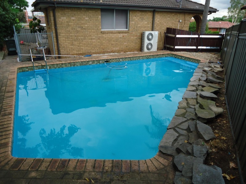 19 Lyle Street, Girraween NSW 2145