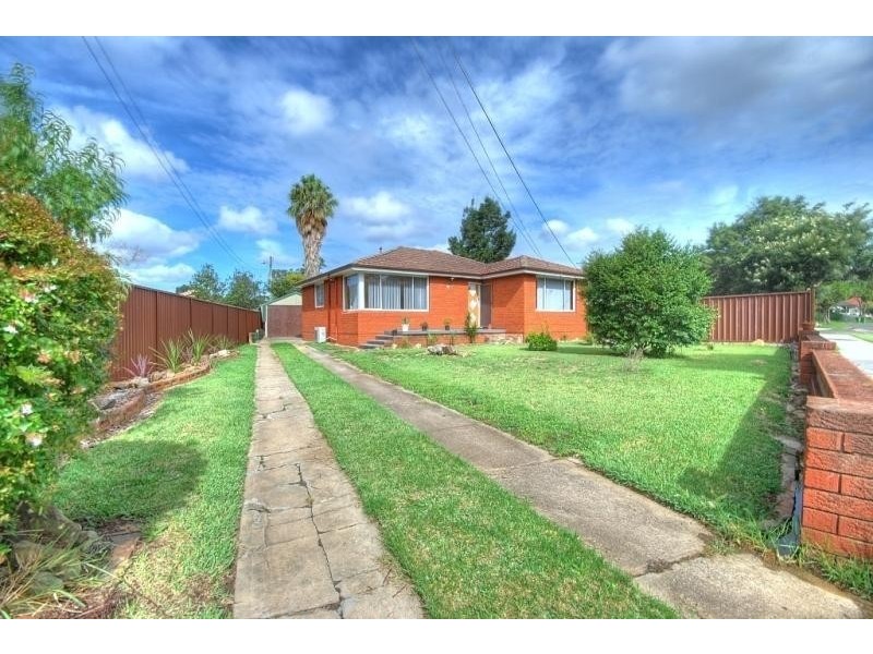 73 Lamonerie Street, Toongabbie NSW 2146