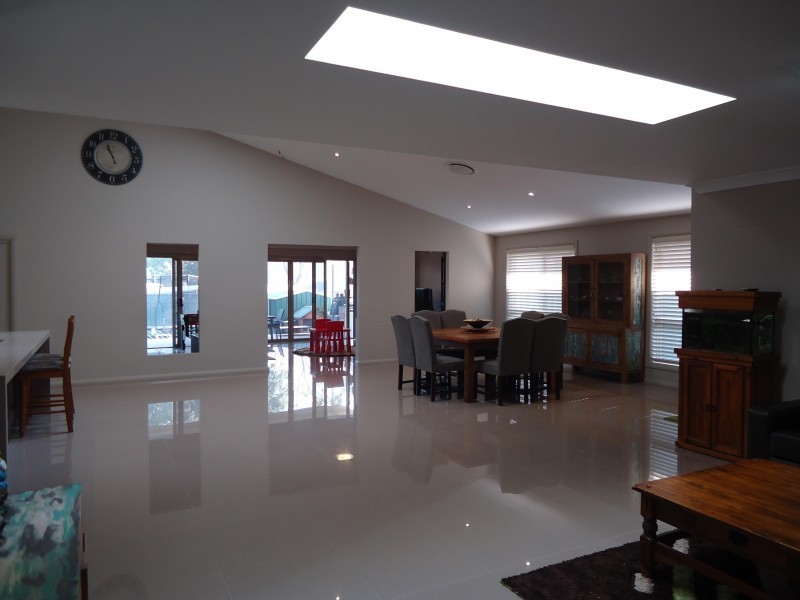 24 Wyena Road, Pendle Hill NSW 2145