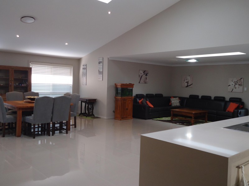 24 Wyena Road, Pendle Hill NSW 2145