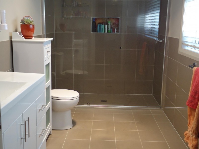 24 Wyena Road, Pendle Hill NSW 2145