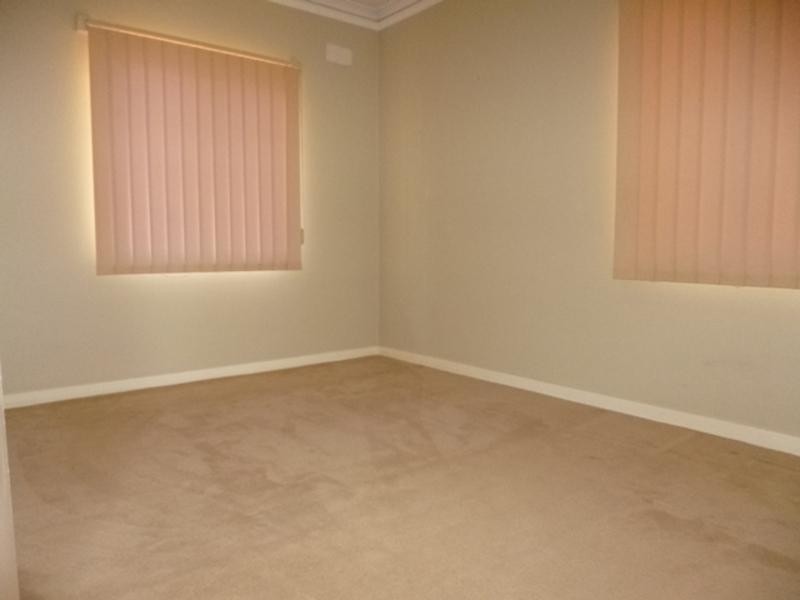 33/74 Hawkesbury Road, Westmead NSW 2145