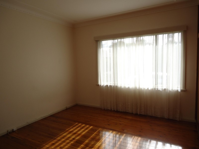 4 Fredrick Street, Pendle Hill NSW 2145