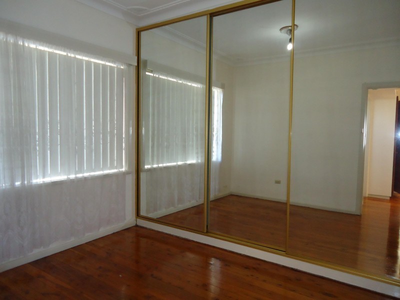 4 Fredrick Street, Pendle Hill NSW 2145