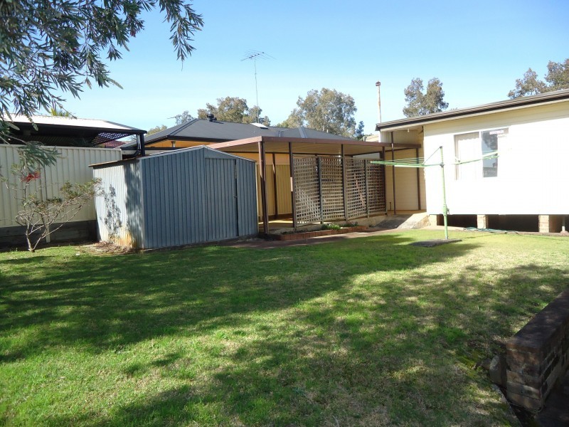 9 Cornock Avenue, Toongabbie NSW 2146