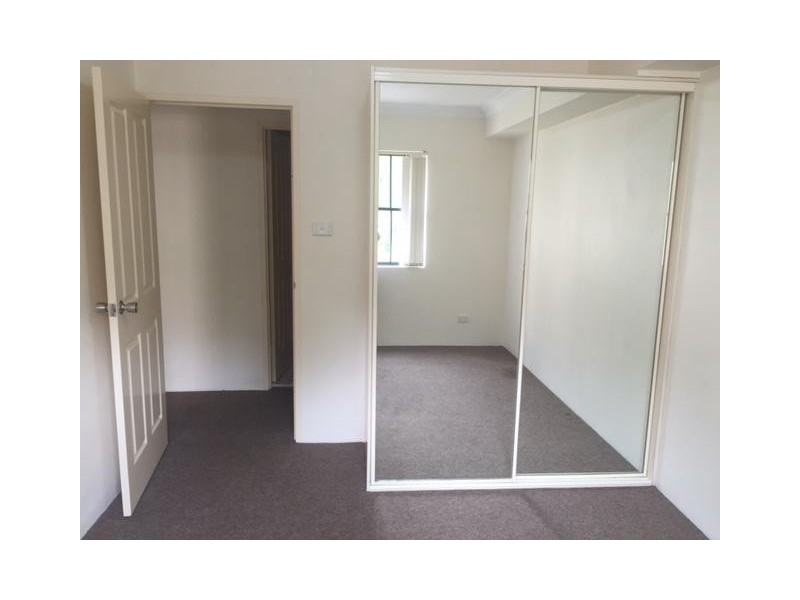 16/38 Cooyong Crescent, Toongabbie NSW 2146