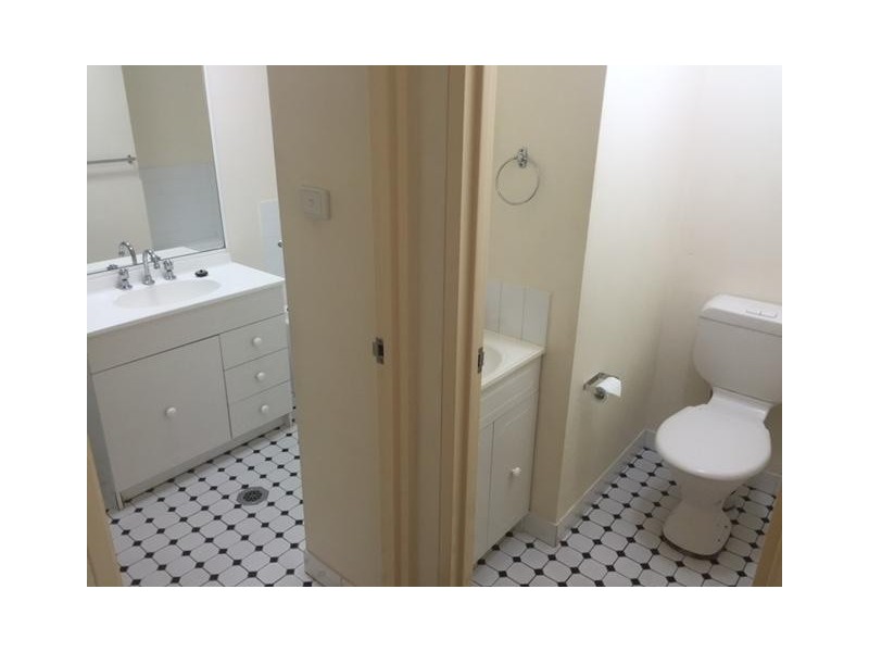 16/38 Cooyong Crescent, Toongabbie NSW 2146