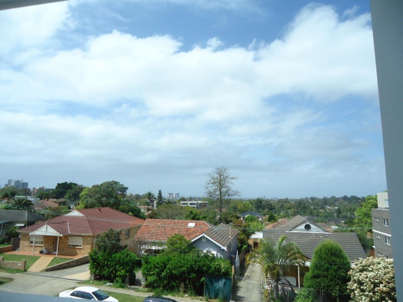 12/4-6 Peggy Street, Mays Hill NSW 2145