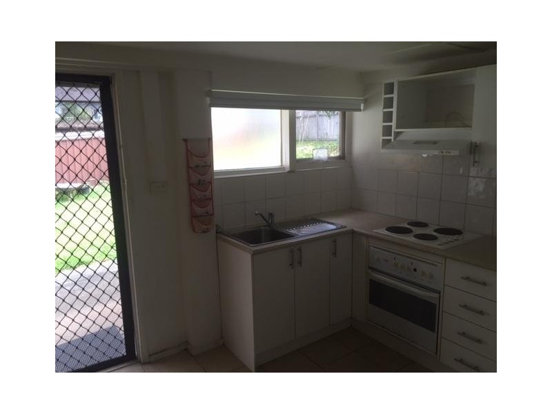 2/28 Mandoon Road, Girraween NSW 2145