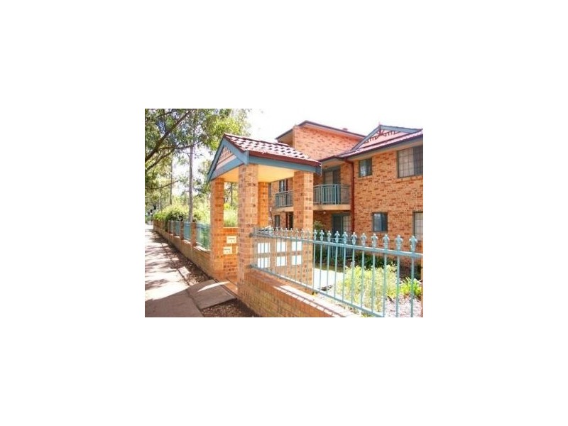 16/249-251 Dunmore Street, Pendle Hill NSW 2145