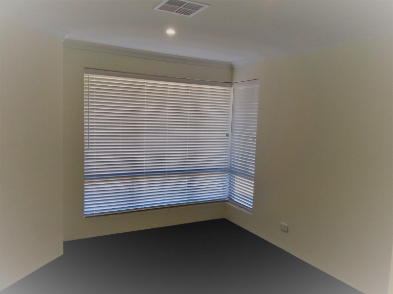 74 Murchison Road, Waikiki WA 6169