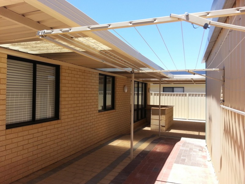 74 Murchison Road, Waikiki WA 6169