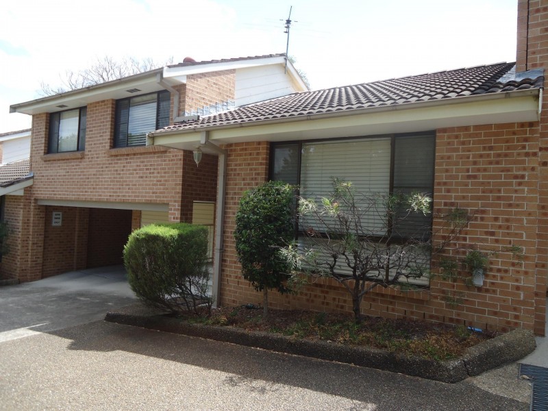 2/140 Dunmore Street, Wentworthville NSW 2145