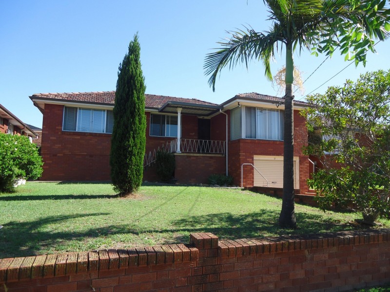 17 Kookaburra Street, Greystanes NSW 2145