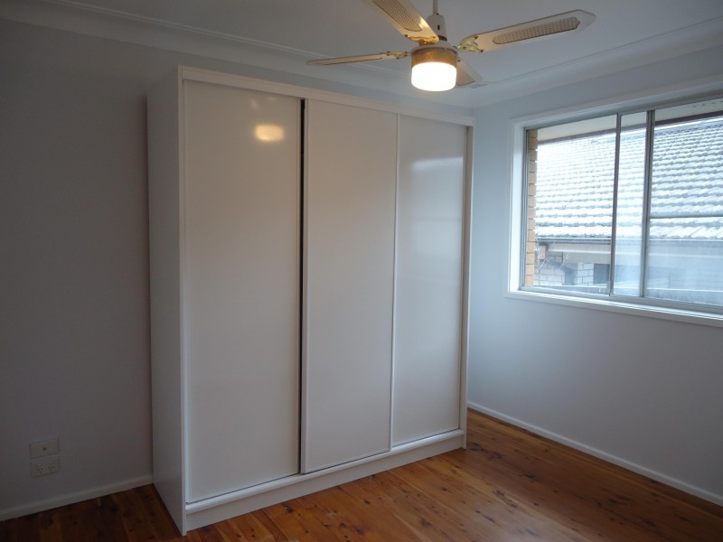 10 Boyne Avenue, Pendle Hill NSW 2145