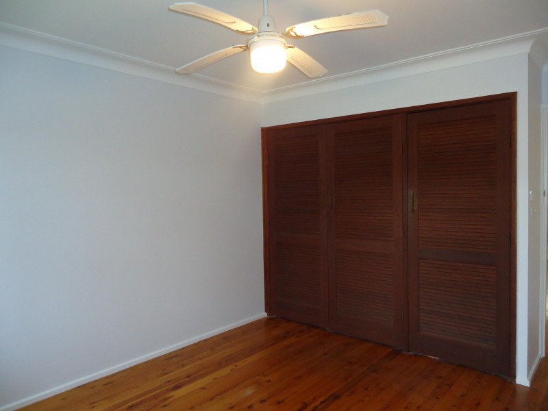 10 Boyne Avenue, Pendle Hill NSW 2145