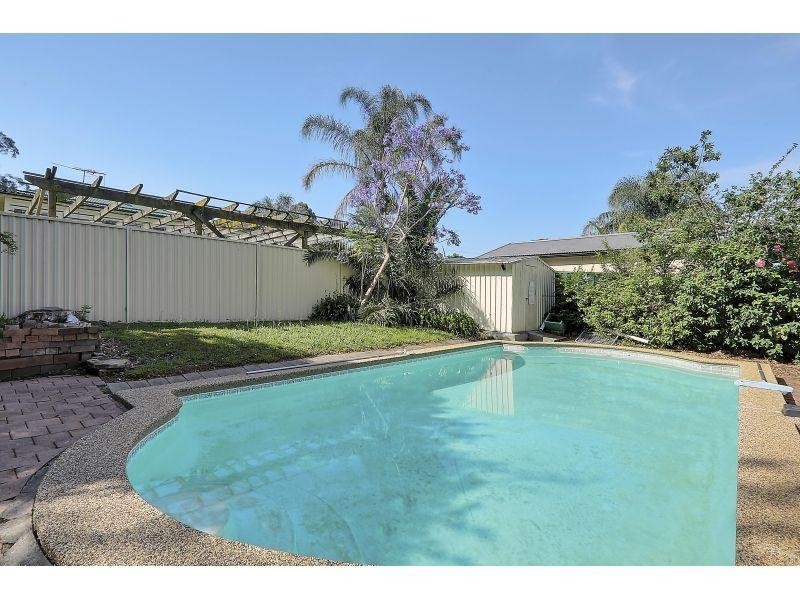 17 Third Avenue, Seven Hills NSW 2147