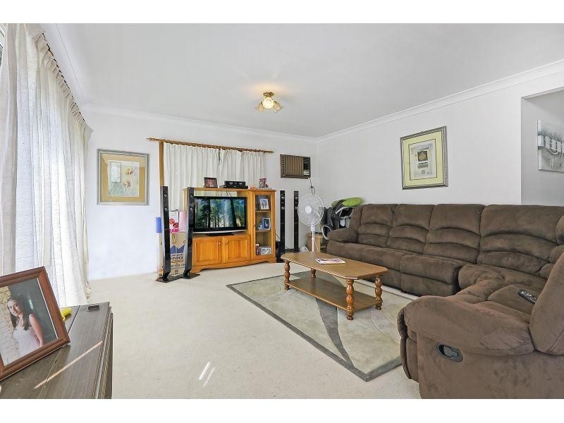 17 Third Avenue, Seven Hills NSW 2147