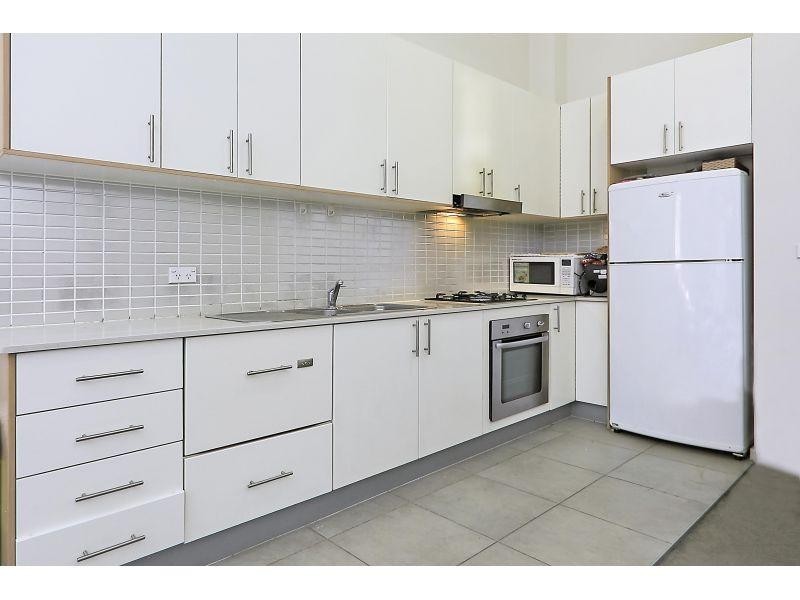 17/2A Lydbrook Street, Westmead NSW 2145