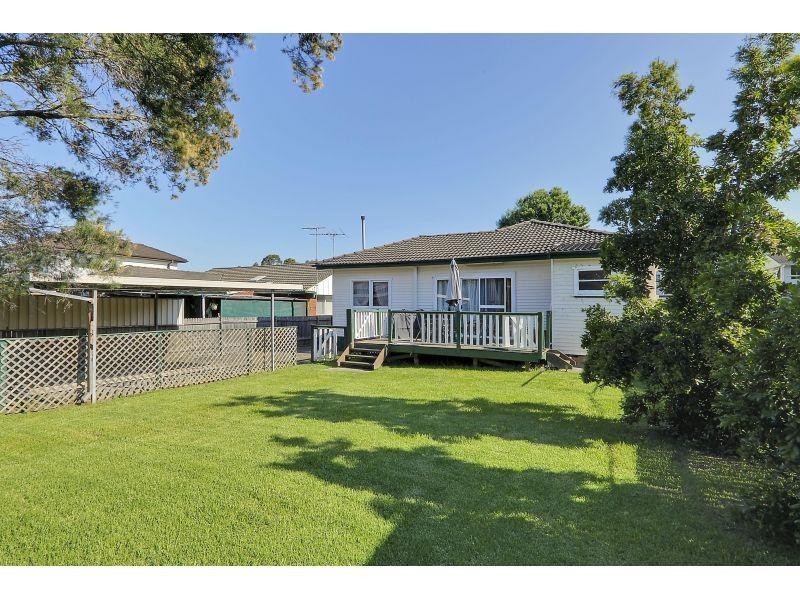 13 Crosby Street, Greystanes NSW 2145