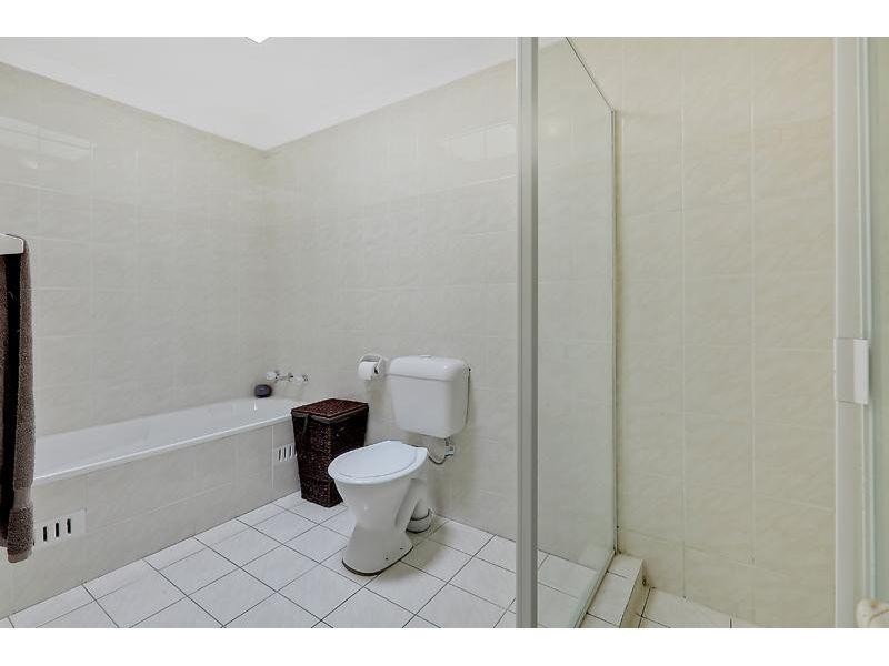 2/30-32 Stapleton Street, Wentworthville NSW 2145