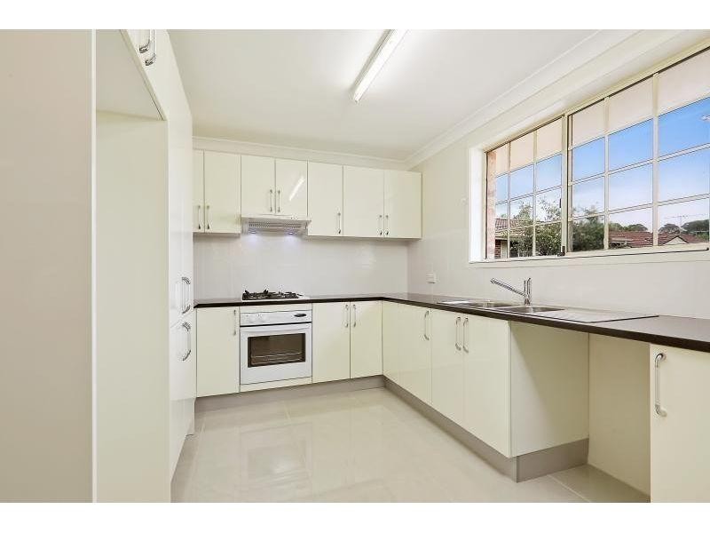 10/5A Binalong Road, Pendle Hill NSW 2145