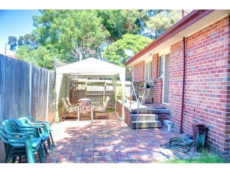 8/43 Magowar Road, Pendle Hill NSW 2145