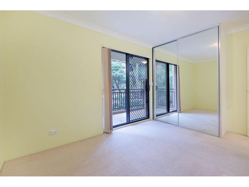 2/105-113 Stapleton Street, Pendle Hill NSW 2145