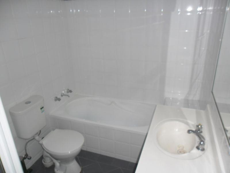 7/217 Dunmore Street, Pendle Hill NSW 2145