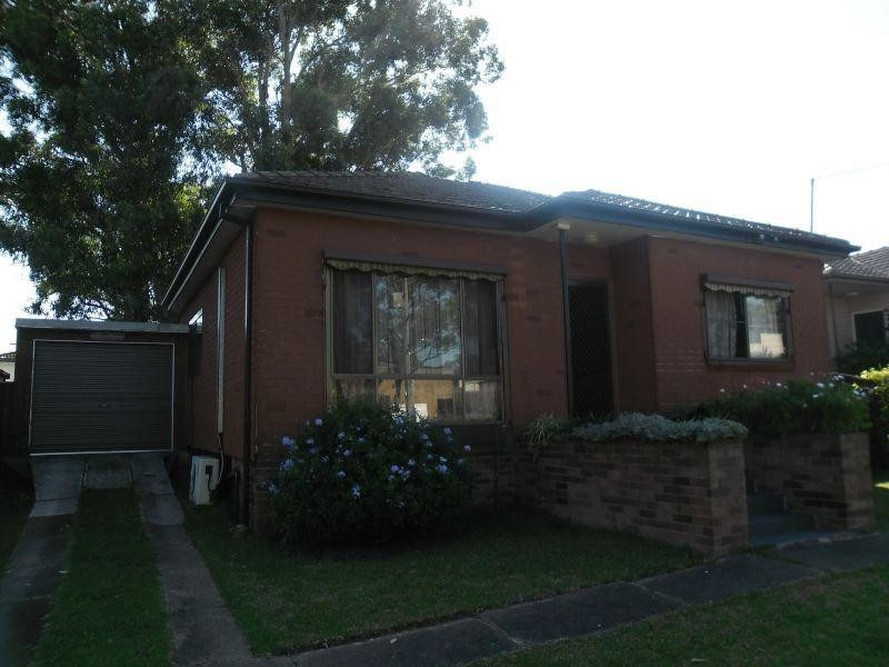 43 Mandoon Road, Girraween NSW 2145