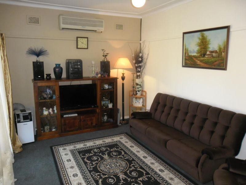 43 Mandoon Road, Girraween NSW 2145