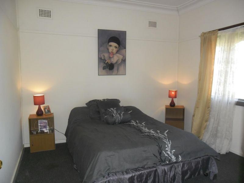 43 Mandoon Road, Girraween NSW 2145