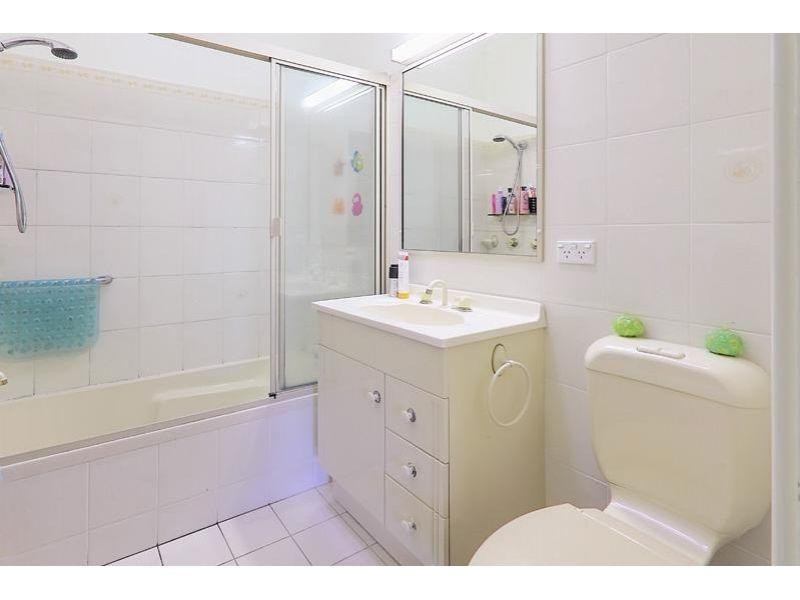 43 Bombala Street, Pendle Hill NSW 2145