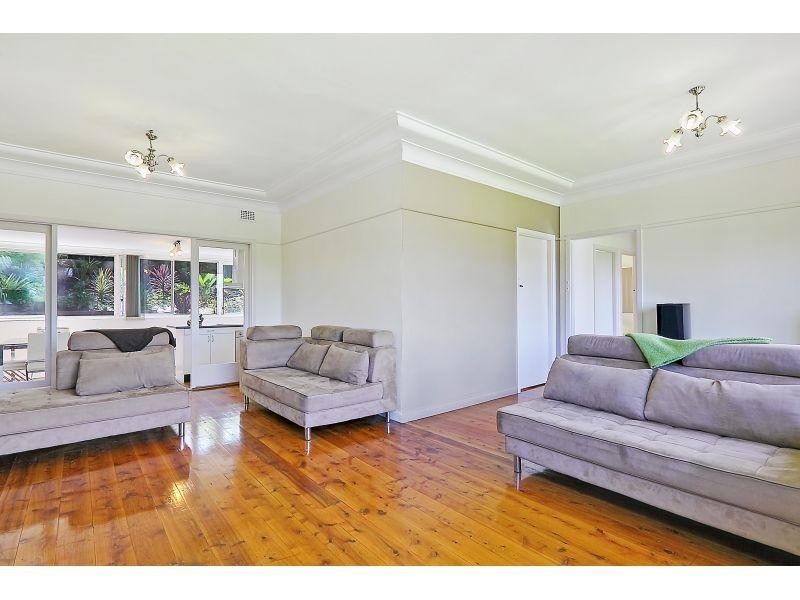 13 Page Street, Constitution Hill NSW 2145