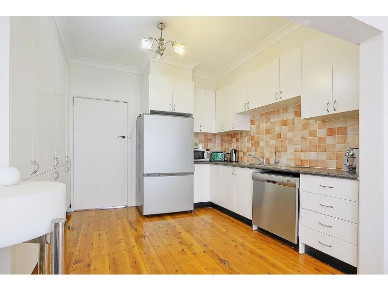 13 Page Street, Constitution Hill NSW 2145