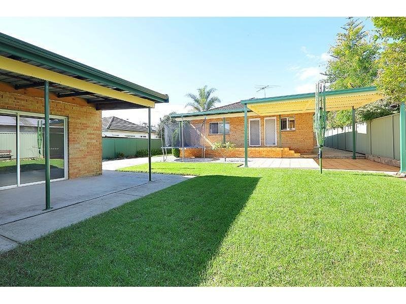 36 Pendle Way, Pendle Hill NSW 2145