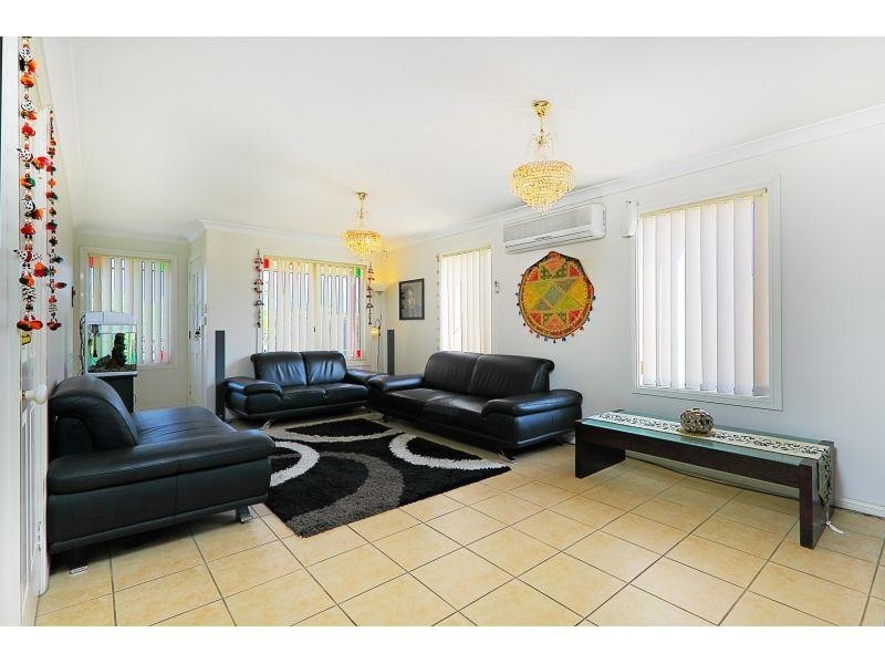 1/536 Great Western Highway, Pendle Hill NSW 2145