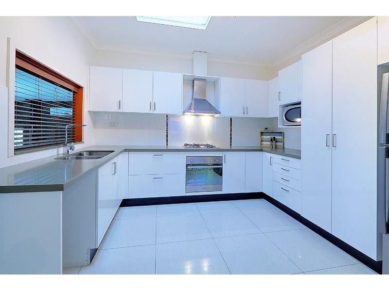 34  Arnett Street, Pendle Hill NSW 2145