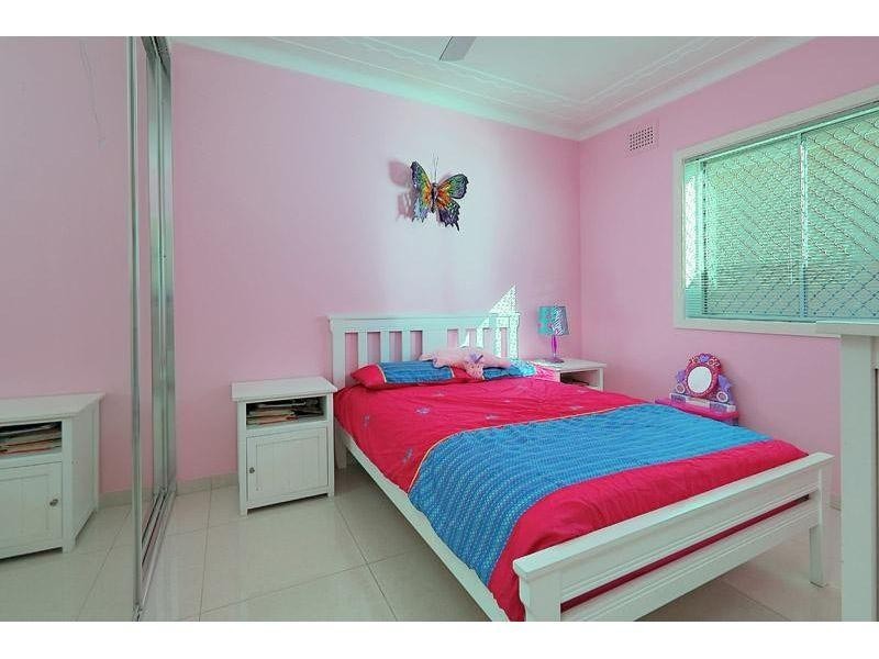 34  Arnett Street, Pendle Hill NSW 2145