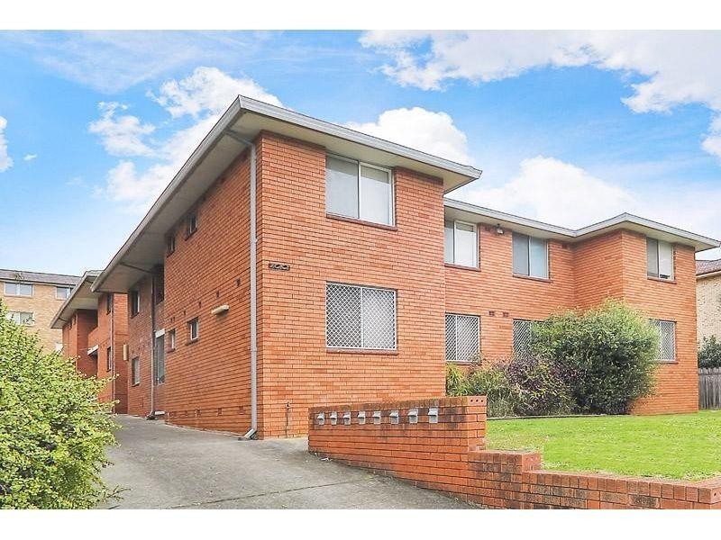 2/100 Stapleton Street, Pendle Hill NSW 2145