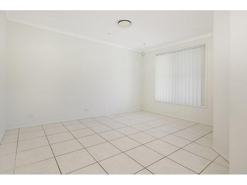 16 Austin Crescent, Constitution Hill NSW 2145