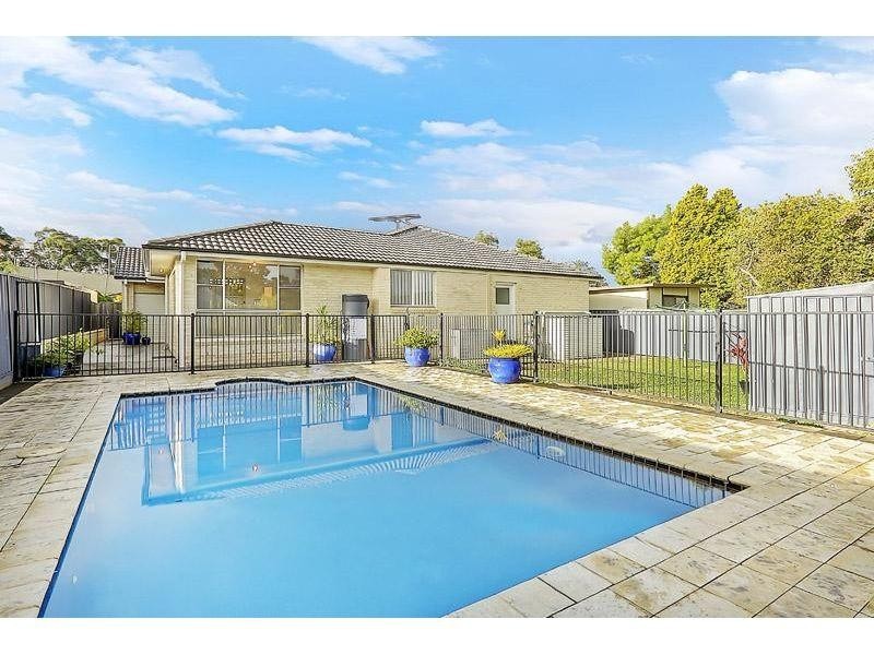 16 Austin Crescent, Constitution Hill NSW 2145