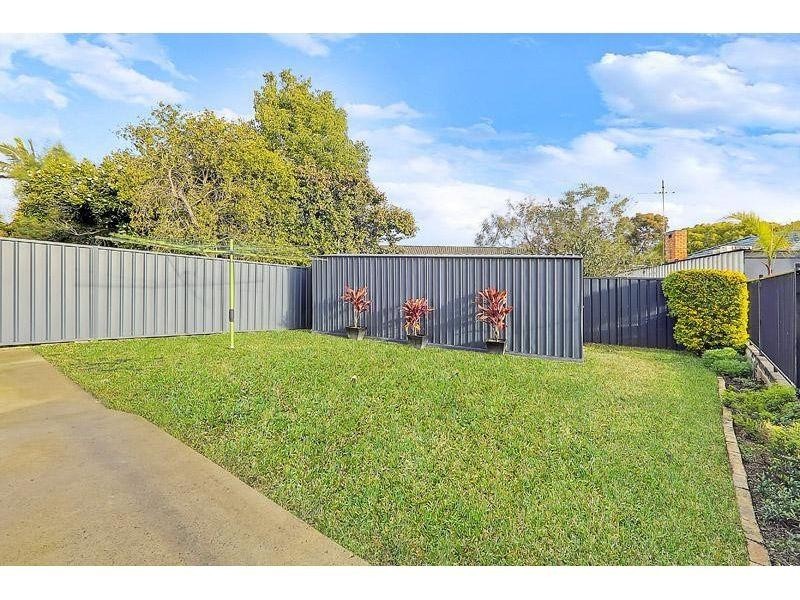 16 Austin Crescent, Constitution Hill NSW 2145