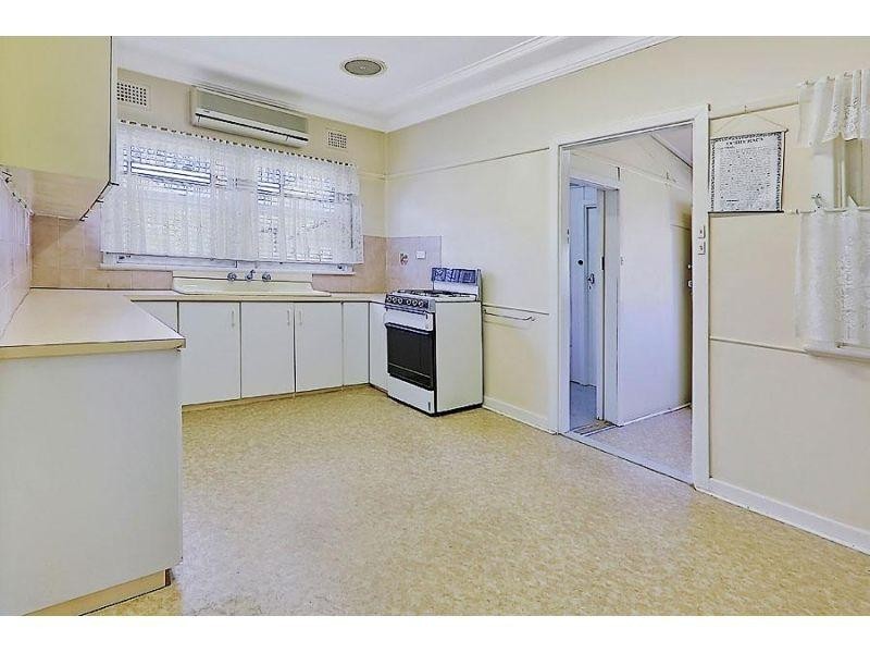 54 Fullagar Road, Wentworthville NSW 2145