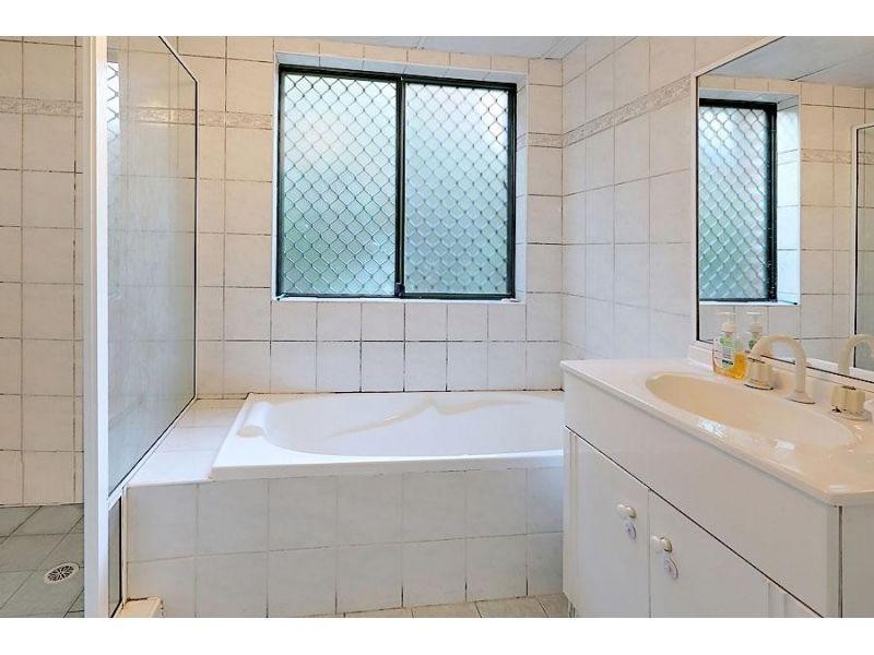 1/10 Bailey Street, Westmead NSW 2145