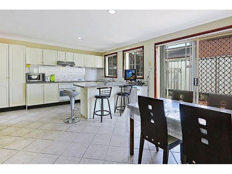 2/65A Wentworth Avenue, Wentworthville NSW 2145