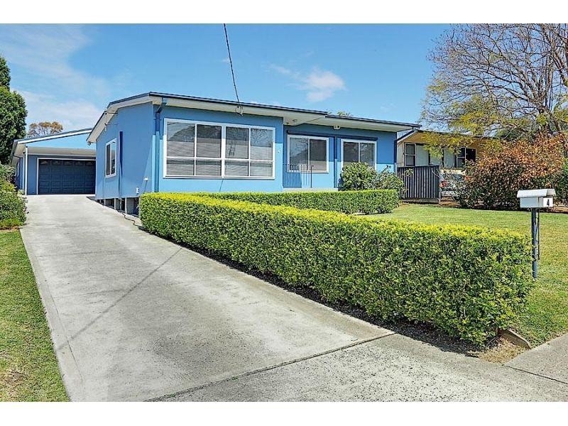 4 Gallop Grove, Lalor Park NSW 2147