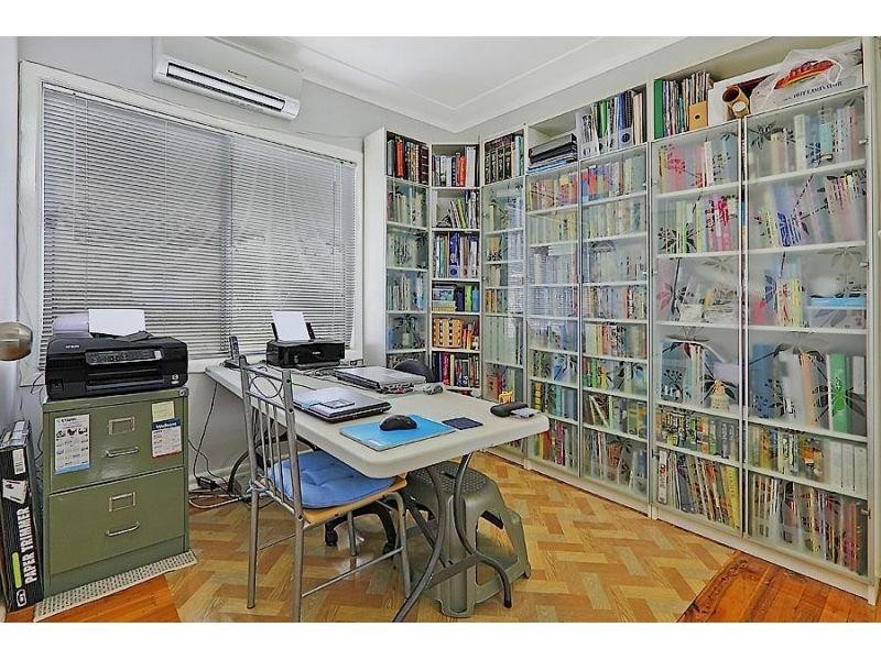 4 Gallop Grove, Lalor Park NSW 2147