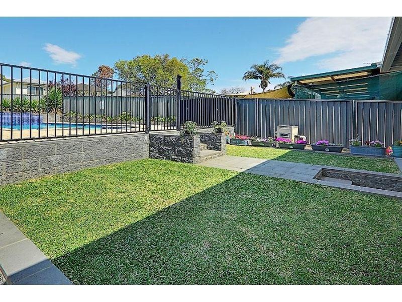 4 Gallop Grove, Lalor Park NSW 2147